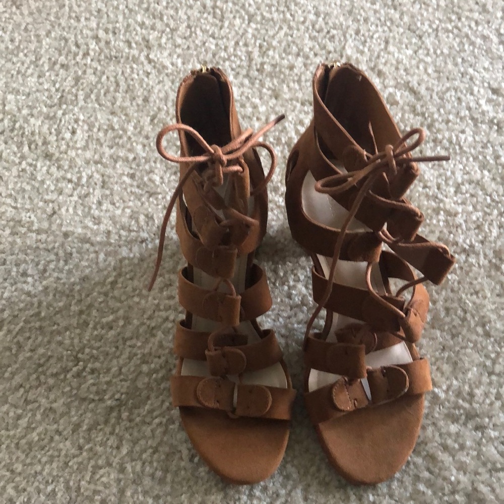 New Marc Fisher sandals for summer.  Size 6 price reduction!